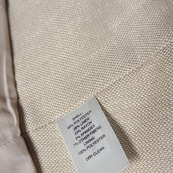 WHBM Military Style Beige Jacket. Size 00 - Picture 7 of 9